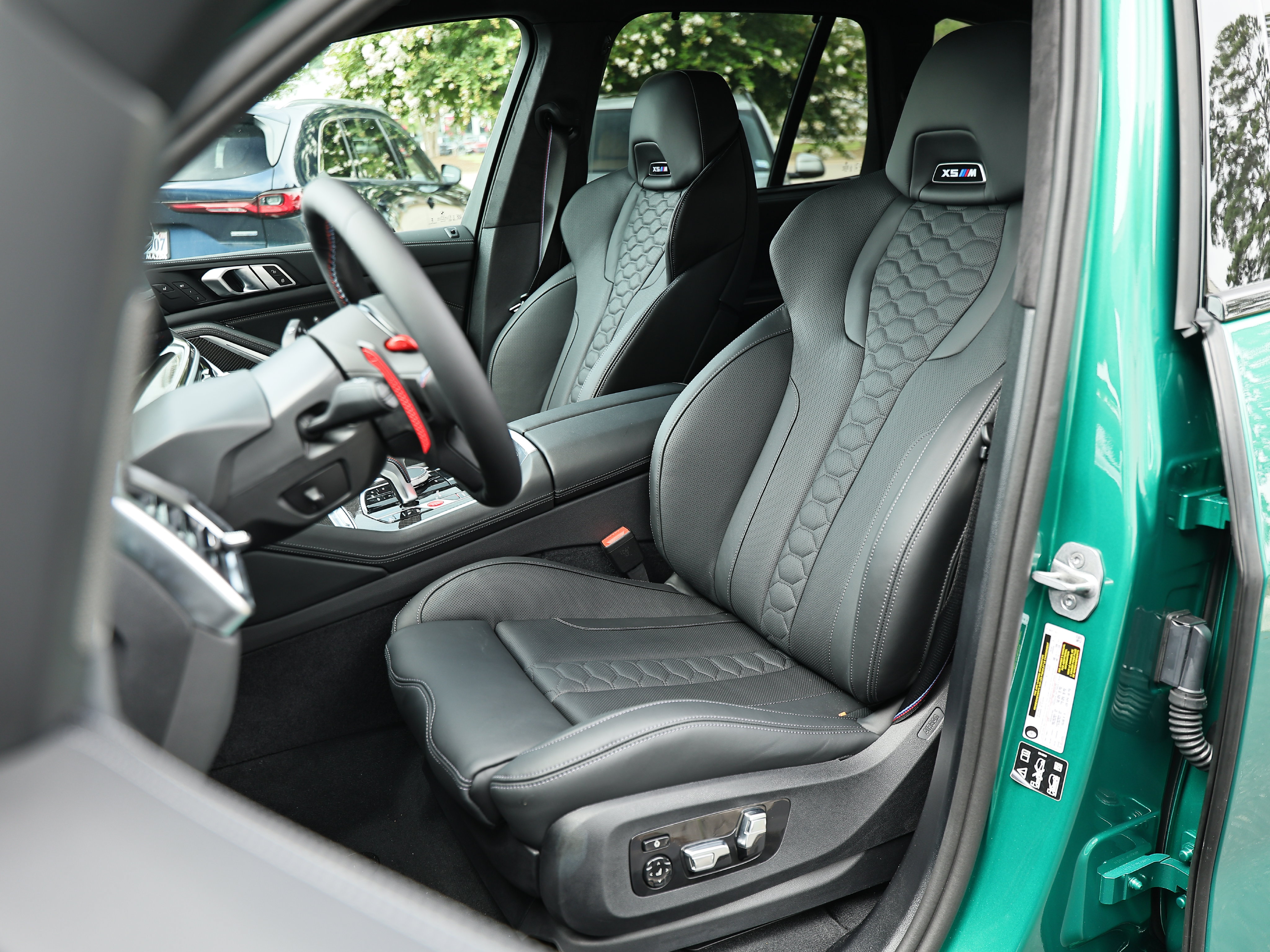 New 2026 BMW X5 M Competition w/ Executive Package AWD/4WD image 21