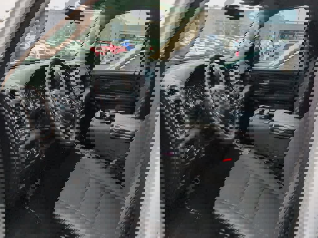 Used 2019 RAM 1500 Tradesman image 9