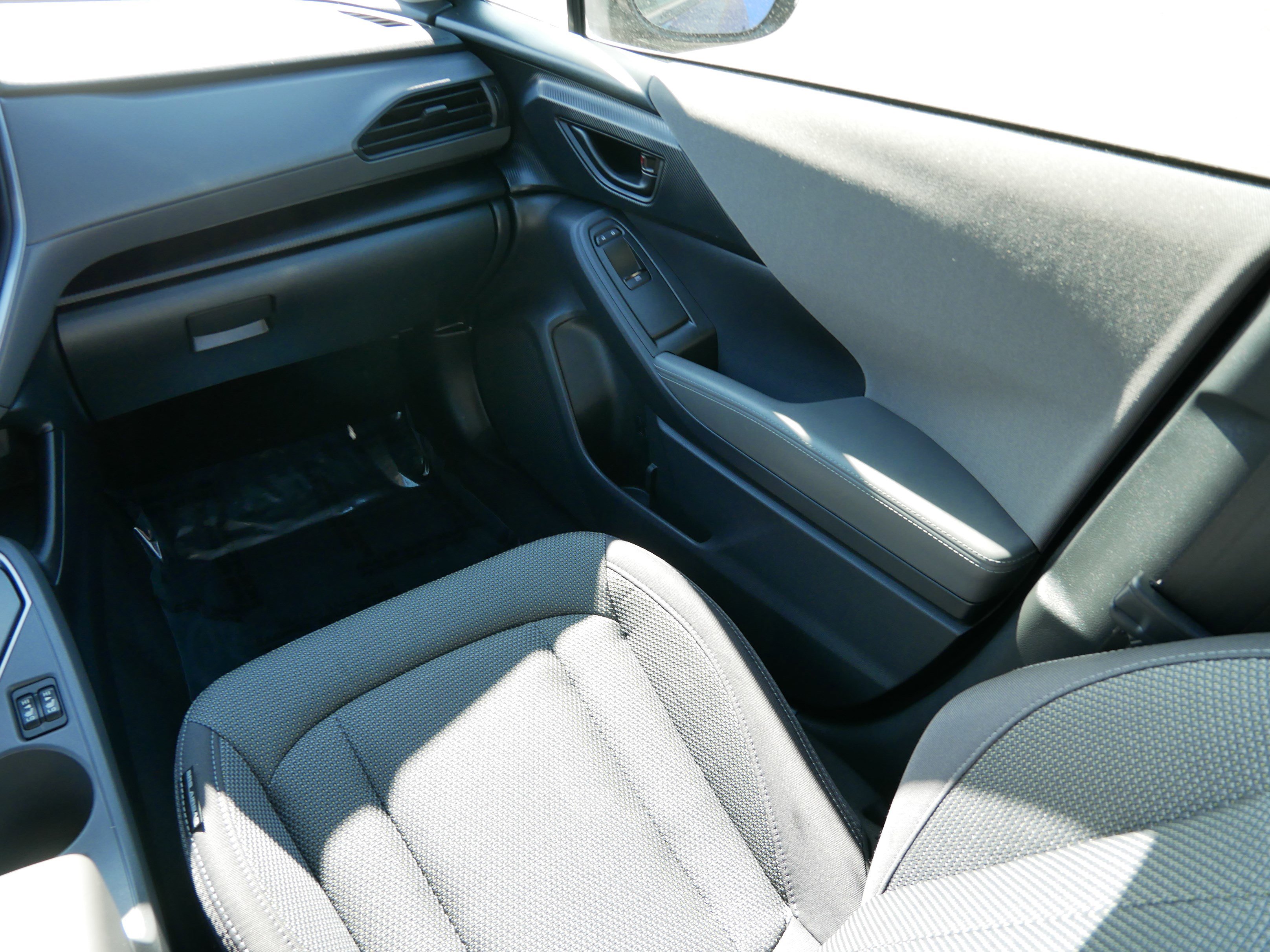 Certified 2024 Subaru Crosstrek 2.0i Premium image 11