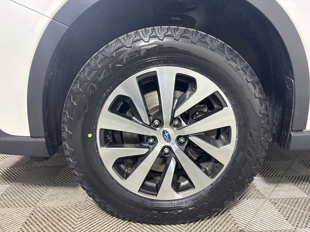 Certified 2022 Subaru Outback Premium image 5
