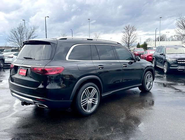 Used 2024 Mercedes-Benz GLS 450 4MATIC image 11