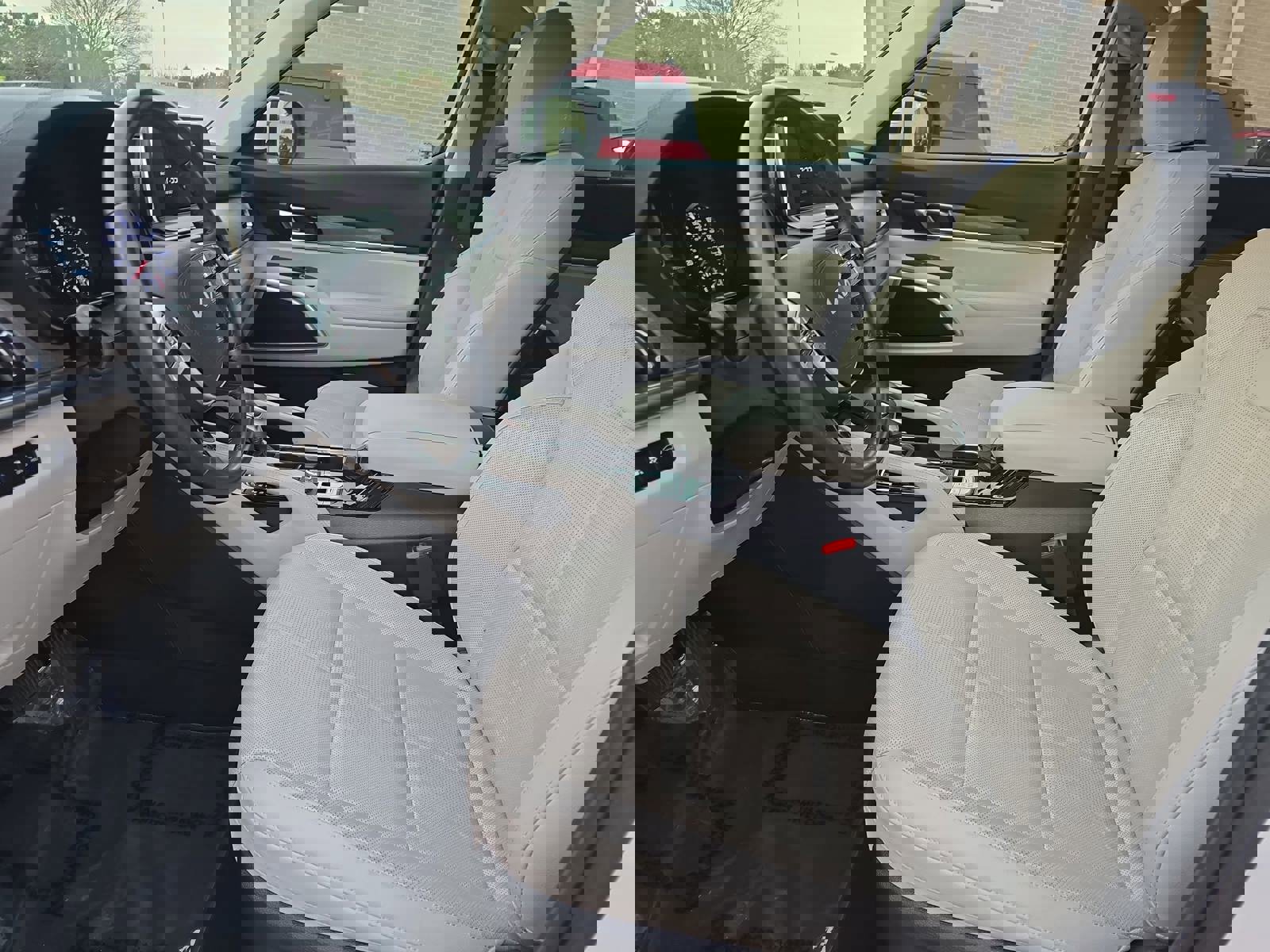 Used 2022 Kia Telluride EX w/ EX Premium Package image 17