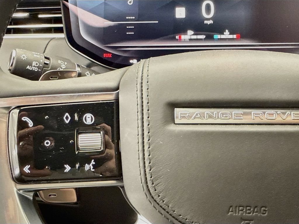 New 2026 Land Rover Range Rover SE AWD/4WD image 11