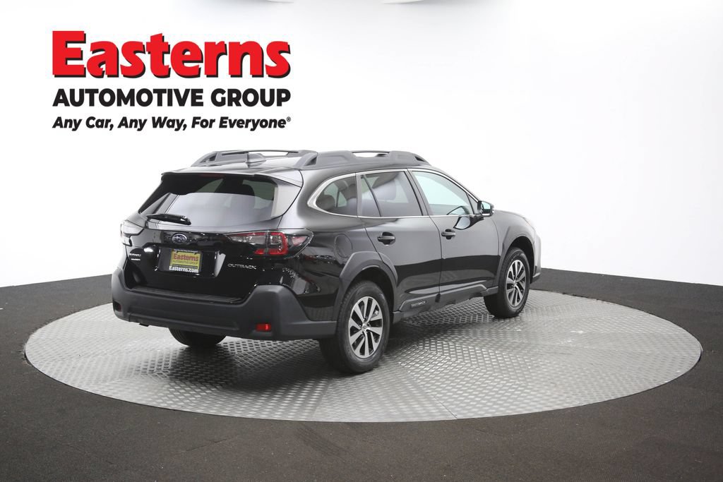 Used 2023 Subaru Outback Premium AWD/4WD image 38