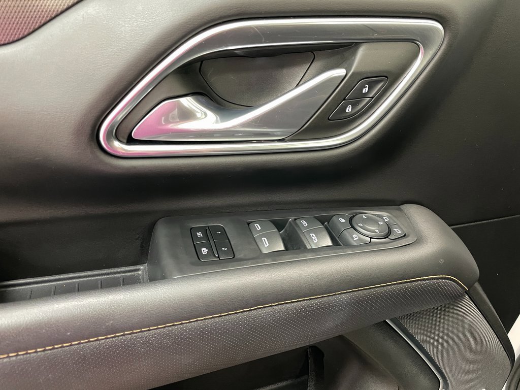 Used 2023 GMC Yukon XL AT4 w/ Max Trailering Package image 11