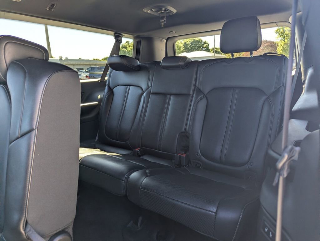 Used 2023 Jeep Wagoneer L Series II image 18