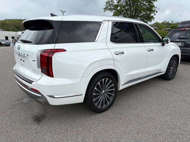 Used 2023 Hyundai Palisade Calligraphy w/ Cargo Package AWD/4WD image 7