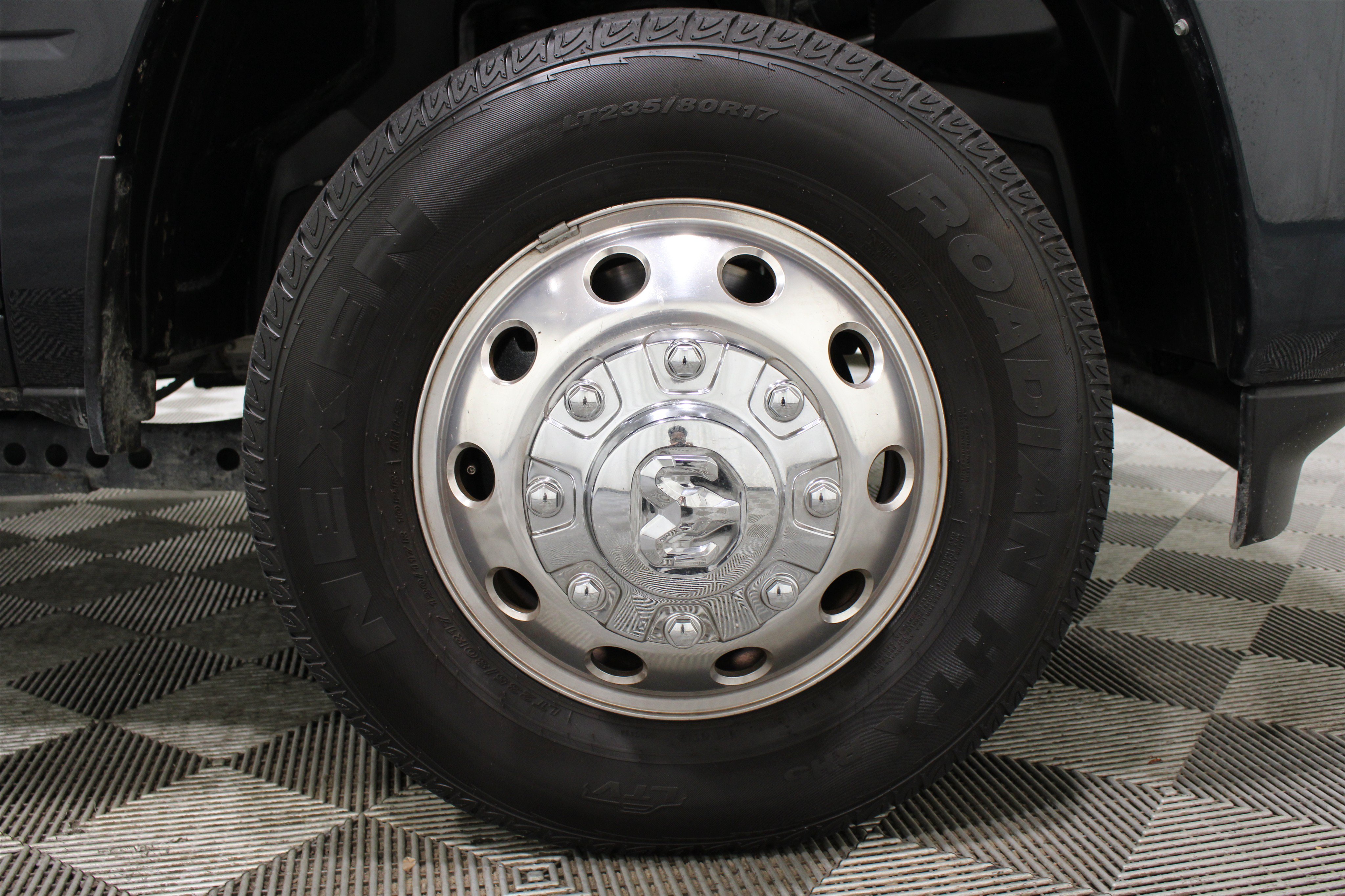 Used 2026 RAM 3500 Laramie AWD/4WD image 39