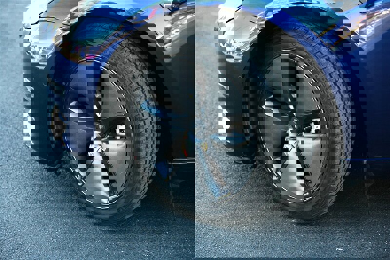 Used 2018 Tesla Model 3 Long Range image 3