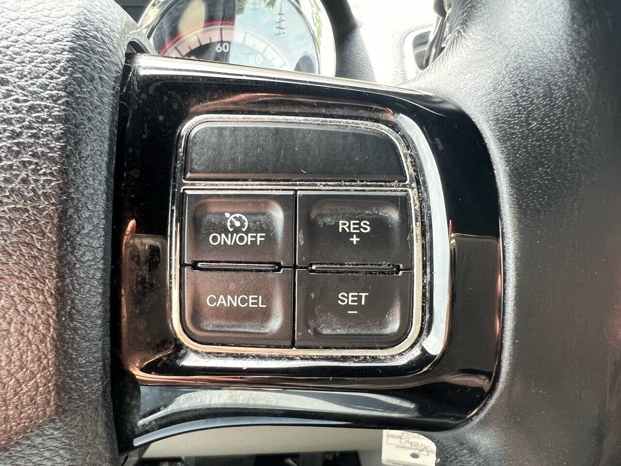 Used 2019 Dodge Grand Caravan SXT image 19