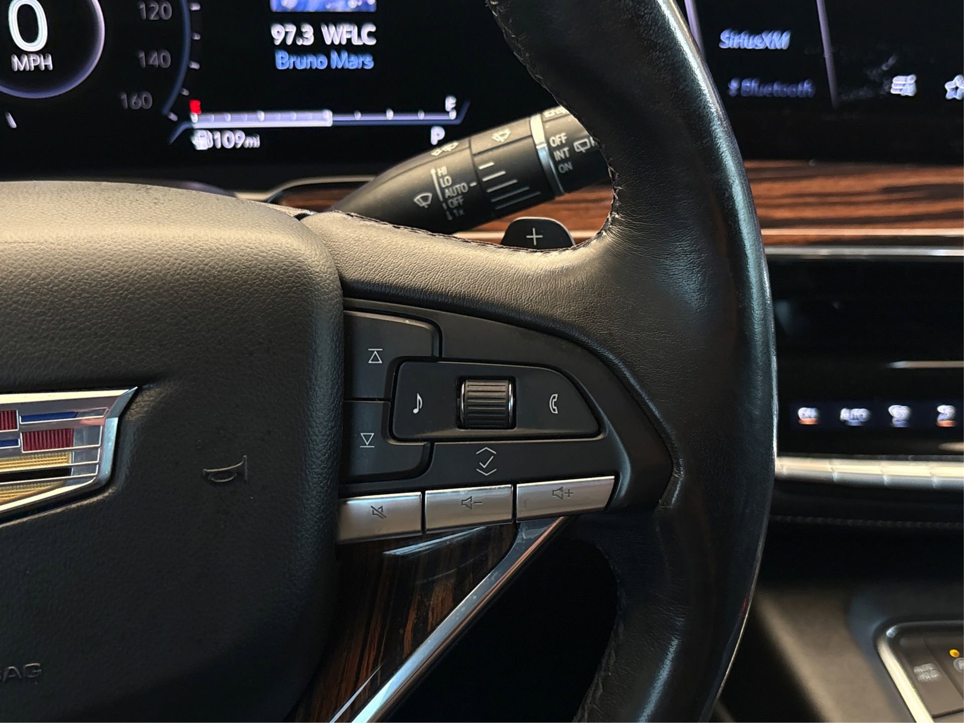 Used 2021 Cadillac Escalade Premium Luxury w/ Driver Assist Tech Package RWD image 28