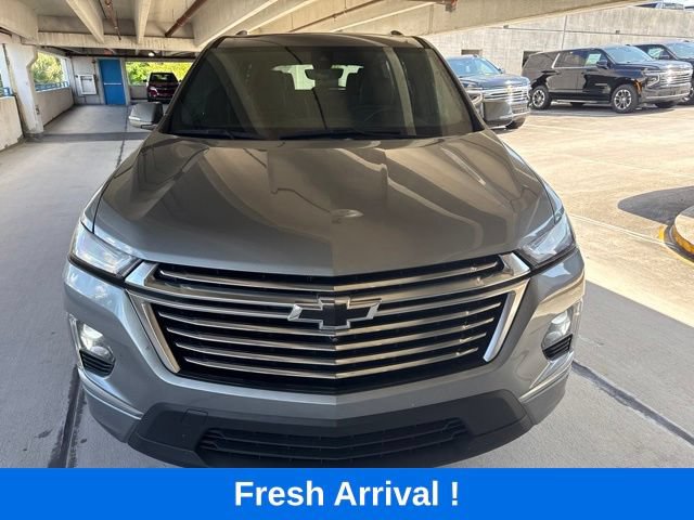 Used 2023 Chevrolet Traverse Premier FWD image 19