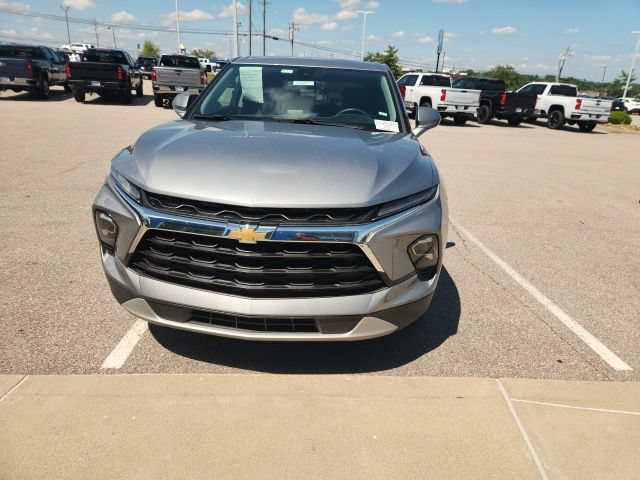 Used 2025 Chevrolet Blazer LT AWD/4WD image 4