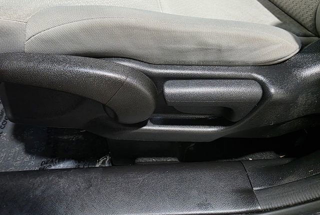 Used 2016 Honda CR-V LX image 14