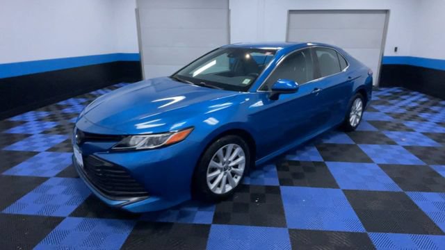 Used 2020 Toyota Camry LE FWD image 4