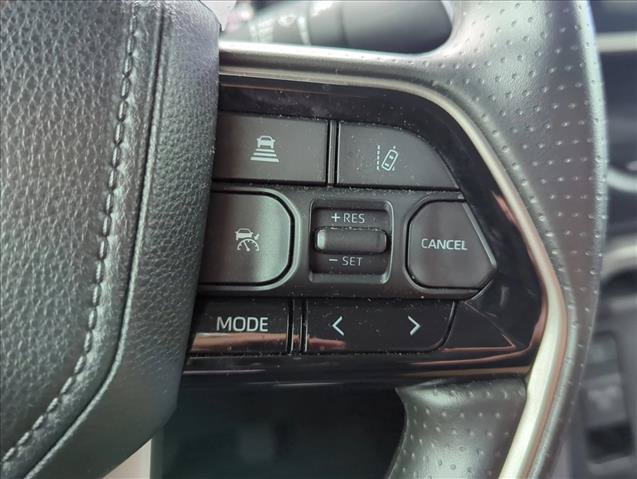 Used 2022 Toyota Tundra SR5 w/ SR5 Convenience Package RWD image 16