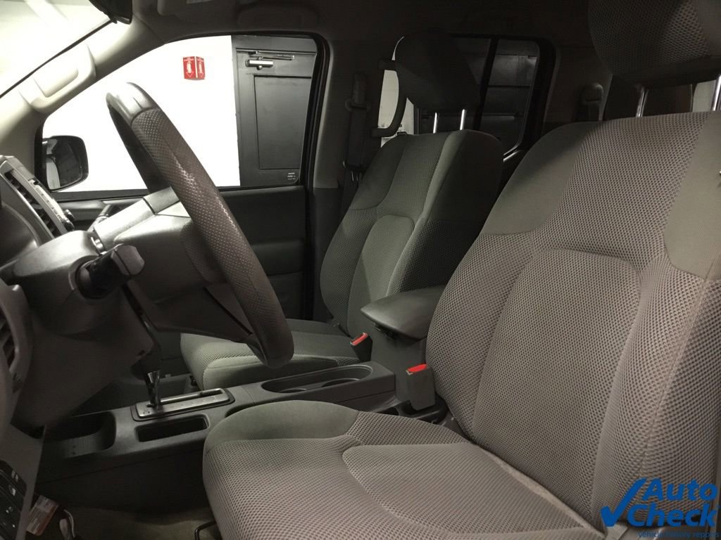 Used 2017 Nissan Frontier SV image 31