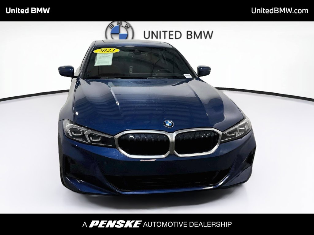 Used 2023 BMW 330i Sedan w/ Premium Package RWD image 2