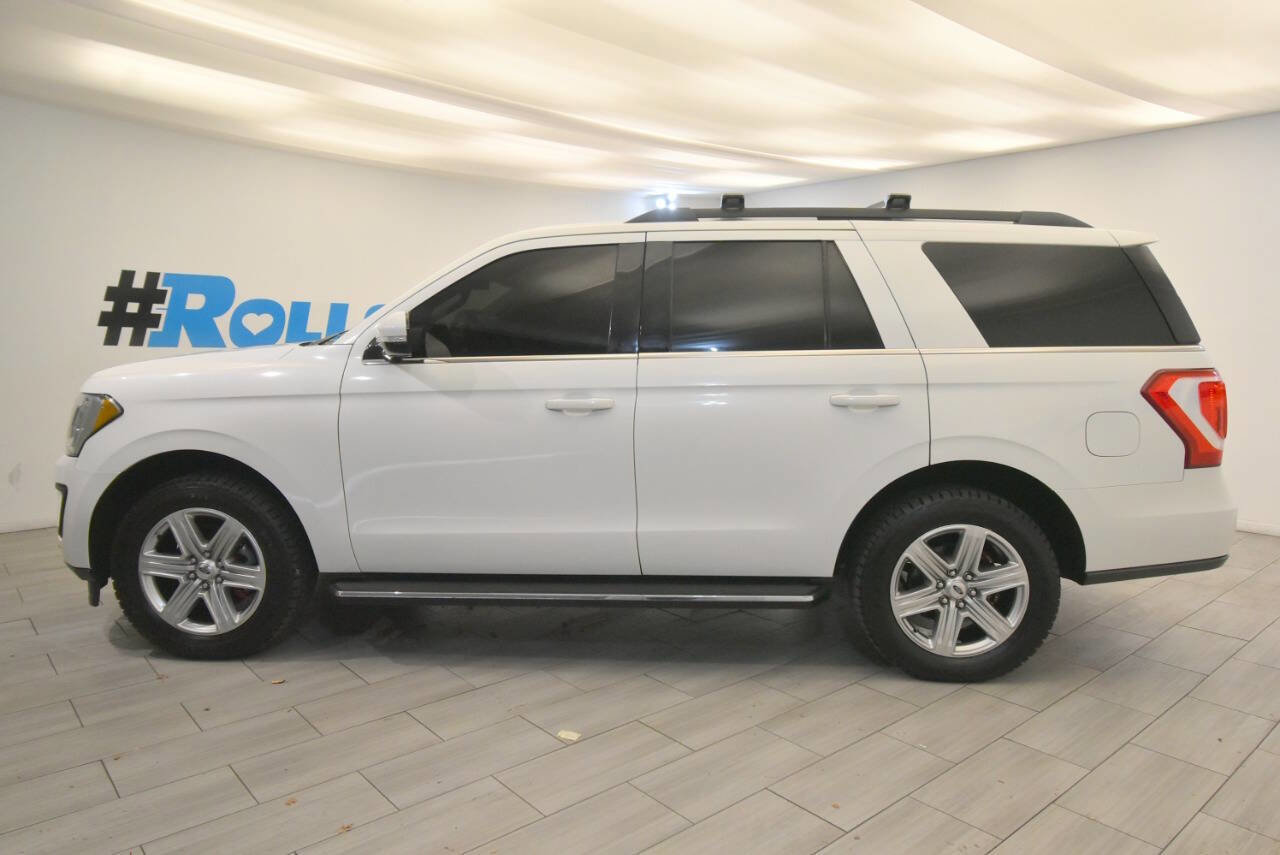 Used 2021 Ford Expedition XLT image 2