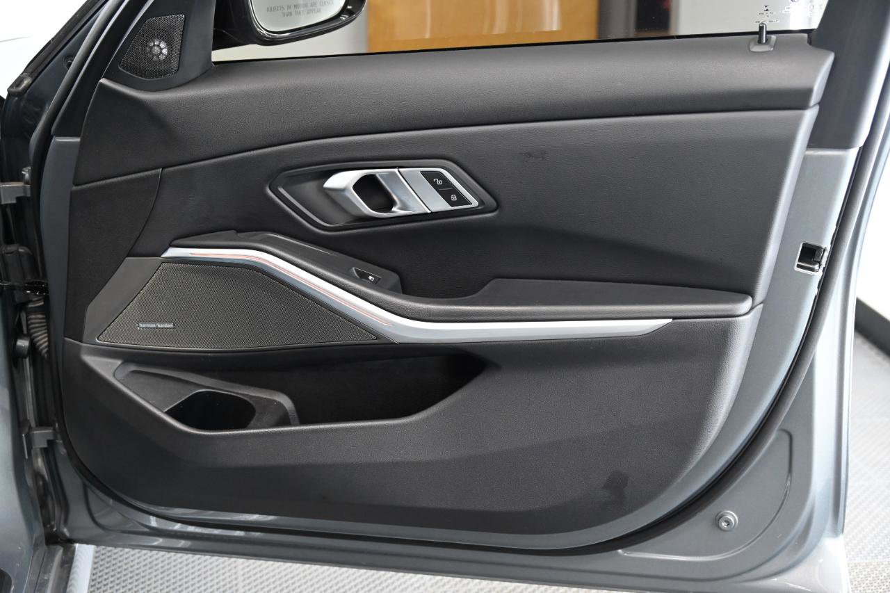 Used 2023 BMW M340i w/ Premium Package RWD image 18