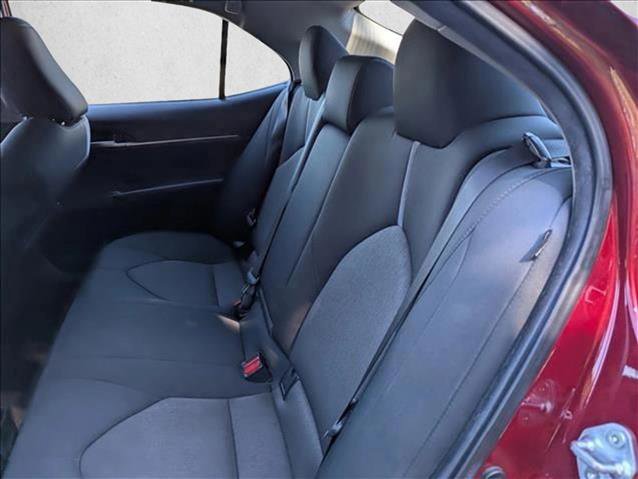 Used 2022 Toyota Camry LE image 23
