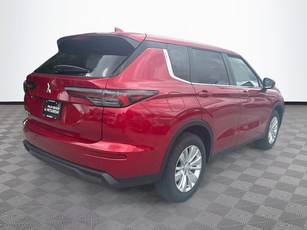 New 2026 Mitsubishi Outlander ES FWD image 5