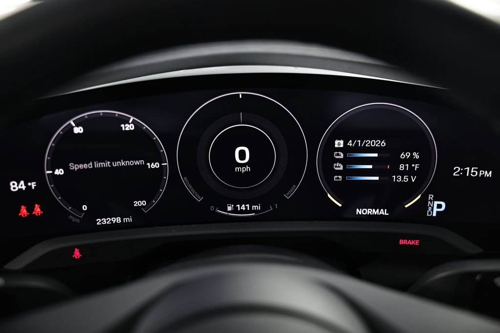 Certified 2022 Porsche Taycan image 33