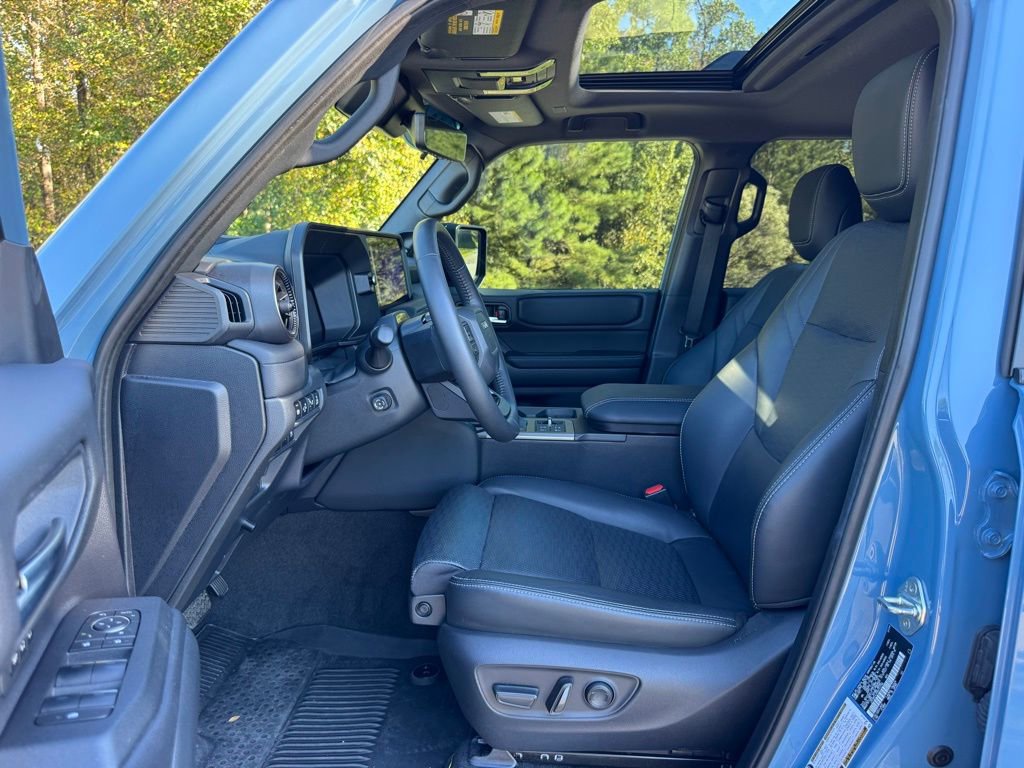 Used 2024 Toyota Land Cruiser image 27