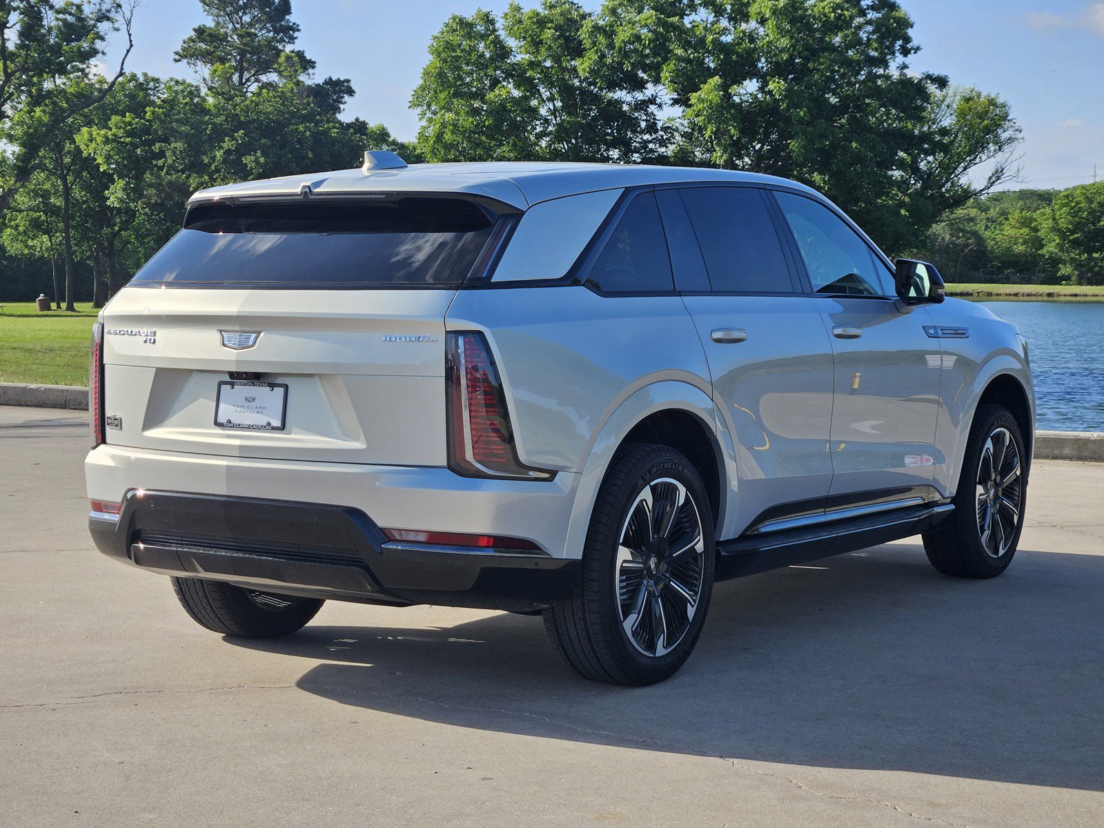 New 2025 Cadillac Escalade IQ Sport 2 AWD/4WD image 3