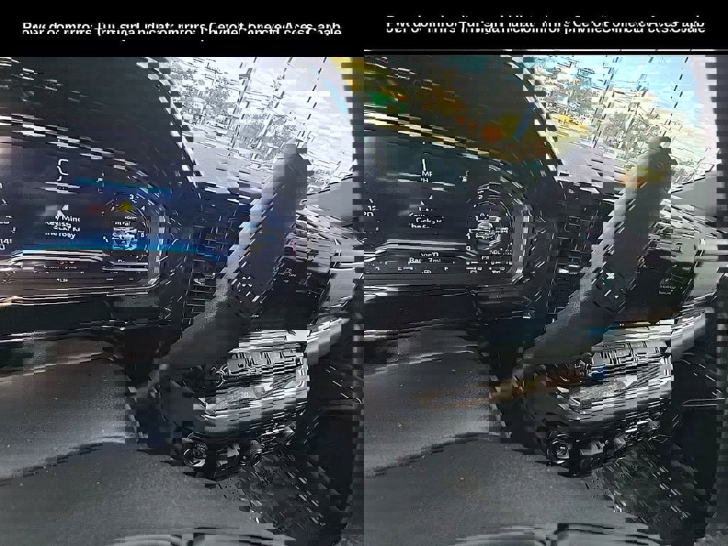 Used 2024 Chevrolet Silverado 2500 LT w/ Convenience Package image 18