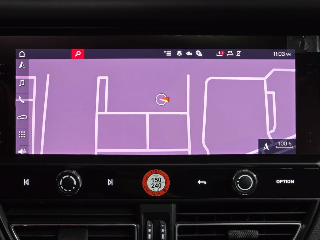 Used 2025 Porsche Macan image 18