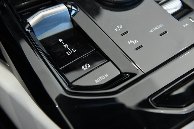 New 2026 BMW 540i xDrive w/ M Sport Package image 18