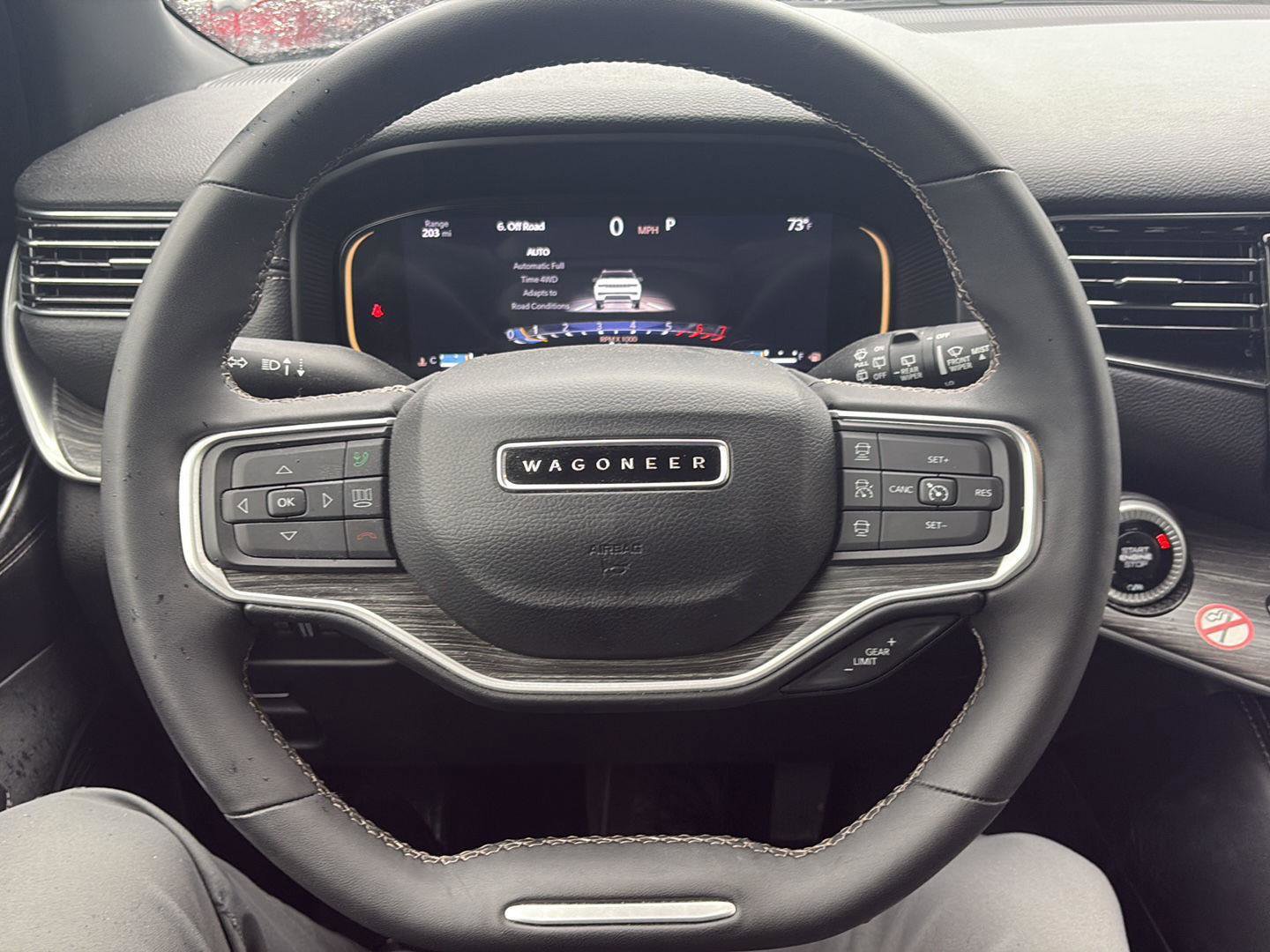 Used 2024 Jeep Wagoneer Series II image 14