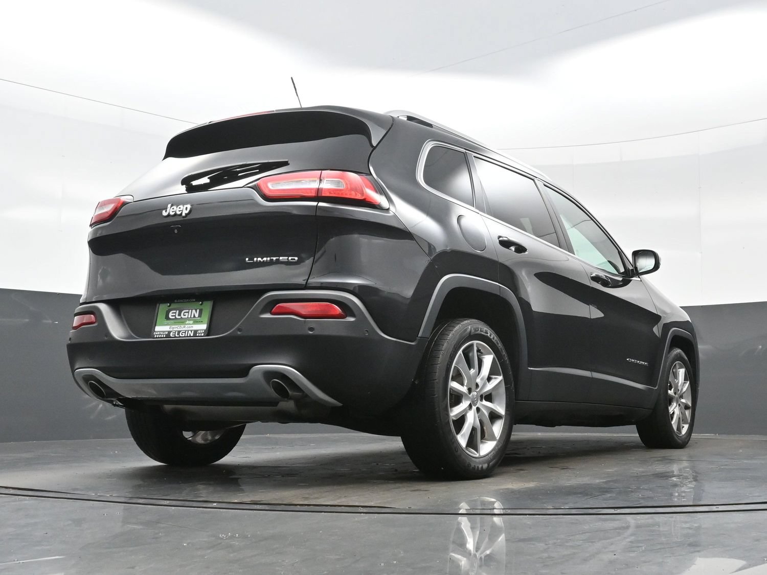 Used 2014 Jeep Cherokee Limited w/ Technology Group FWD image 33