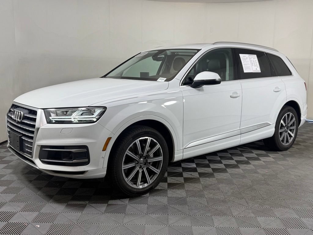 Used 2019 Audi Q7 3.0T Premium Plus w/ Premium Plus Package AWD/4WD image 2