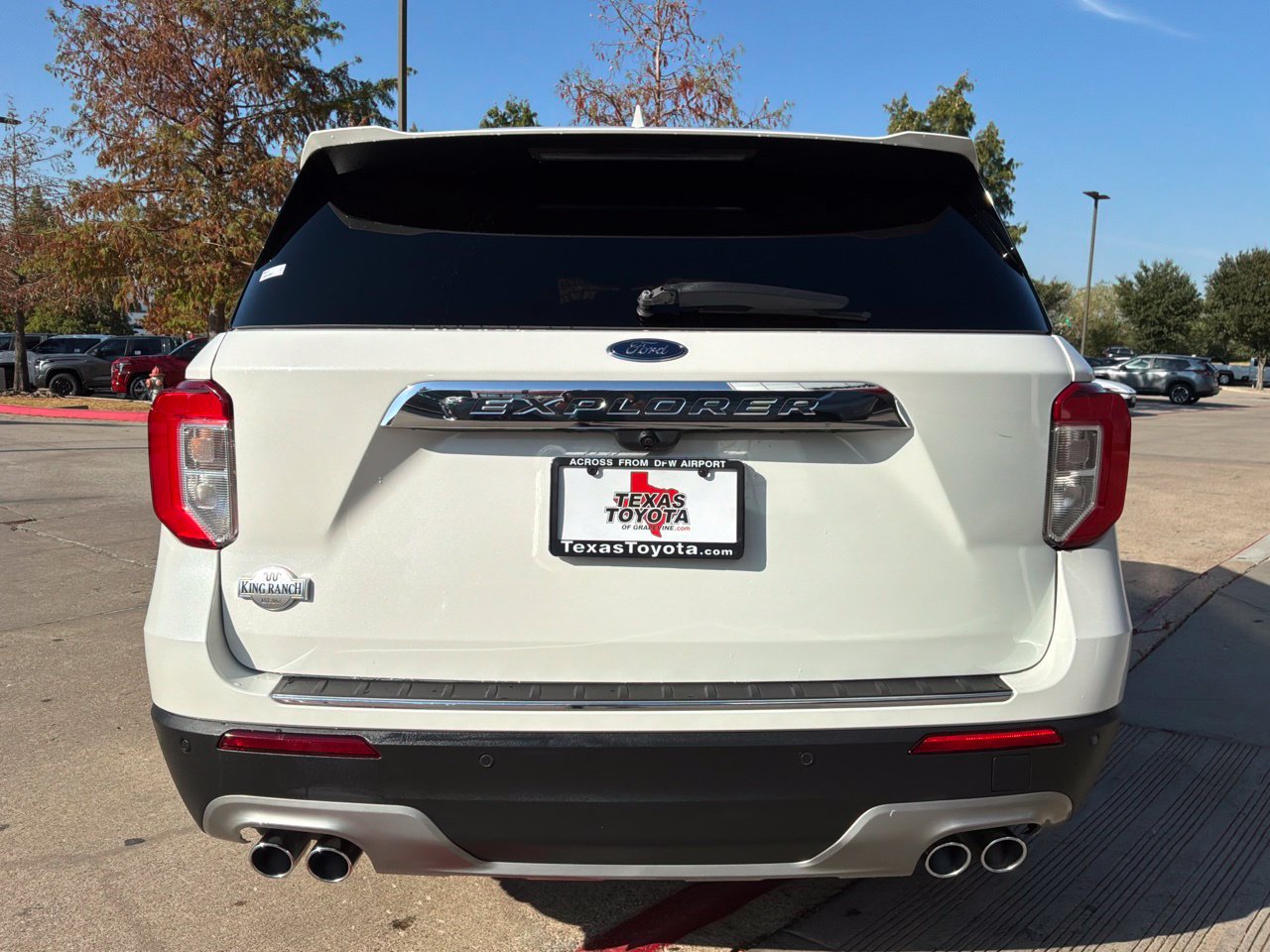 Used 2022 Ford Explorer King Ranch RWD image 7