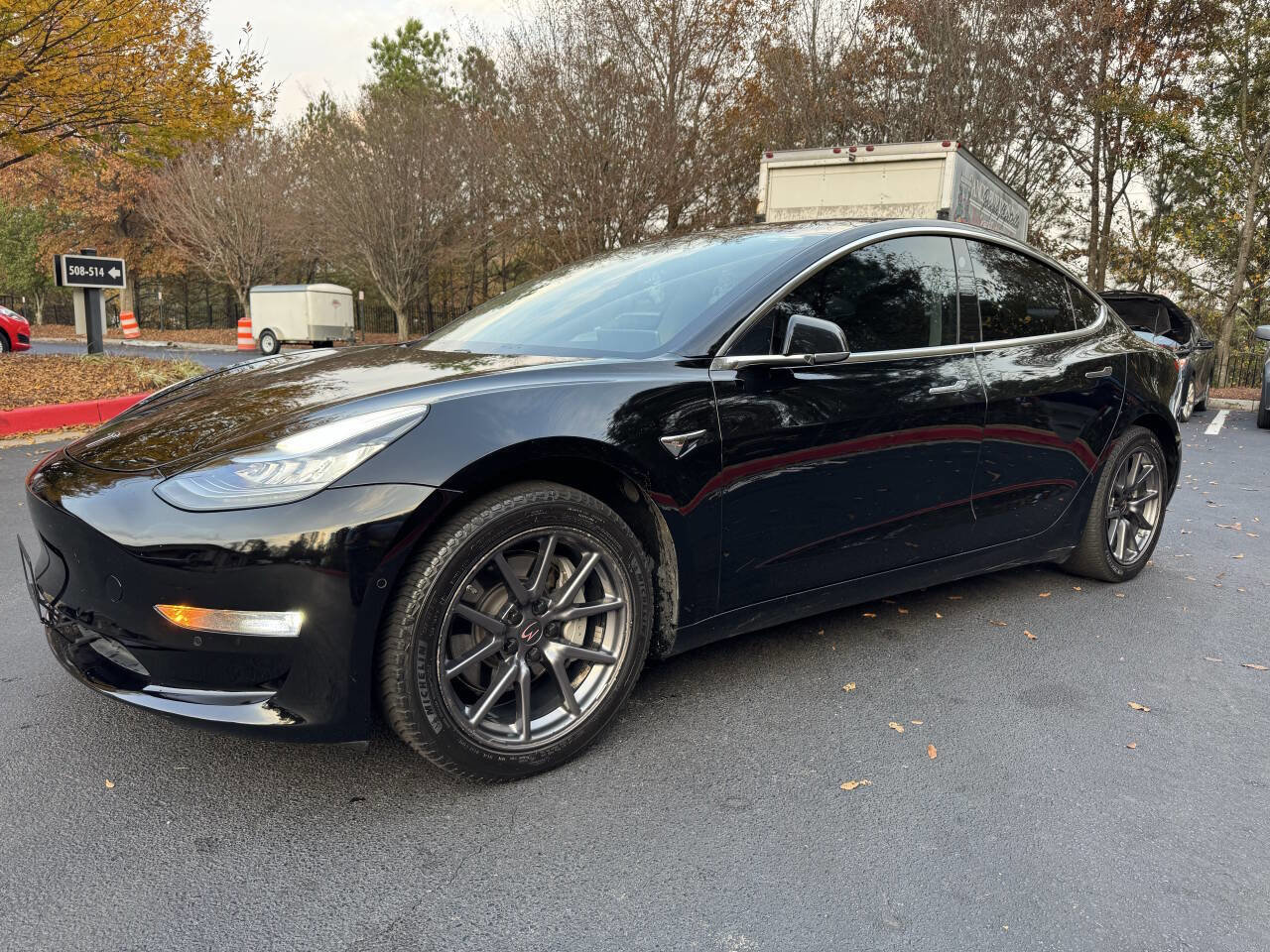 Used 2018 Tesla Model 3 Long Range image 1