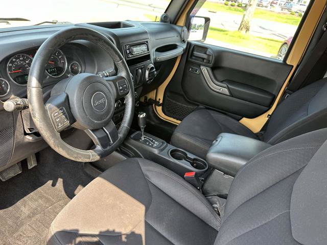 Used 2013 Jeep Wrangler Sport AWD/4WD image 31