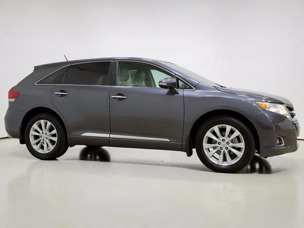 Used 2015 Toyota Venza XLE AWD/4WD image 28