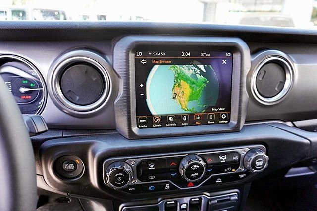 Certified 2023 Jeep Wrangler Unlimited Rubicon 4xe AWD/4WD image 28