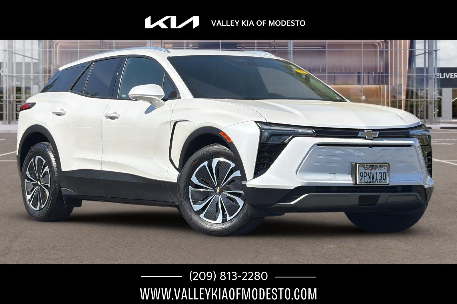 Used 2024 Chevrolet Blazer EV LT AWD/4WD image 1