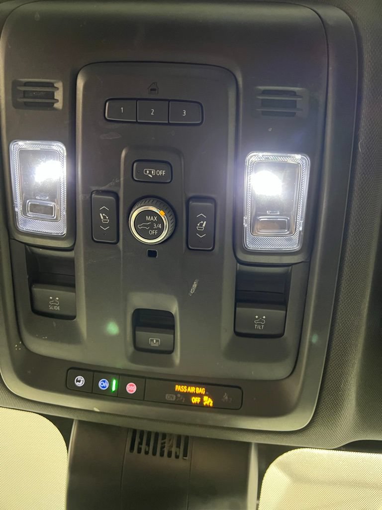 Used 2023 GMC Yukon AT4 AWD/4WD image 22