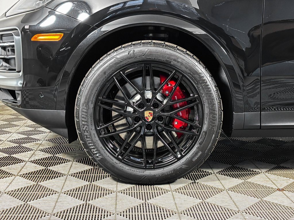 New 2026 Porsche Cayenne S image 39