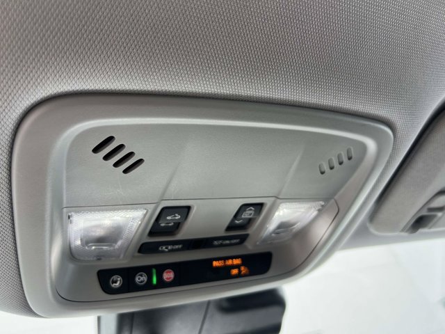 Used 2023 Chevrolet Malibu LT FWD image 33