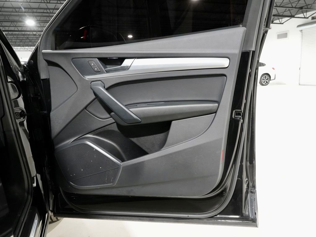 Used 2024 Audi Q5 2.0T Premium image 27