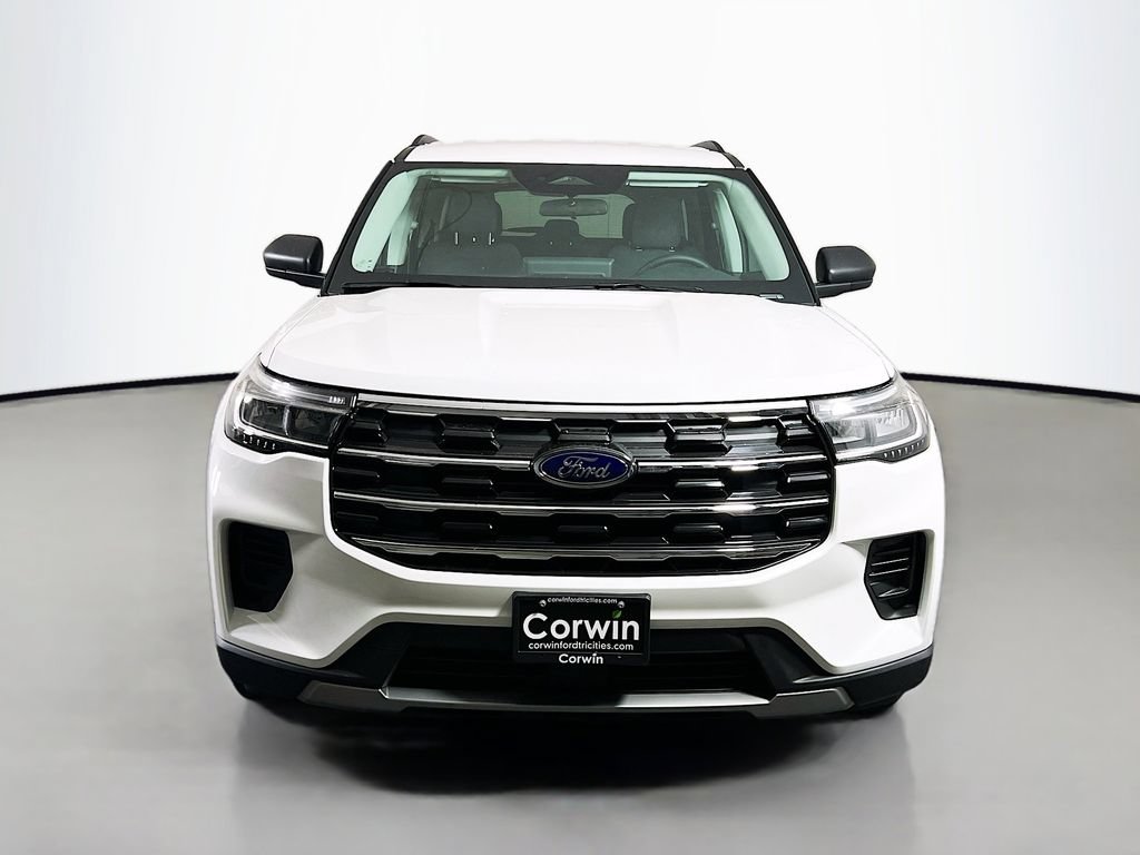 New 2026 Ford Explorer Active AWD/4WD image 4