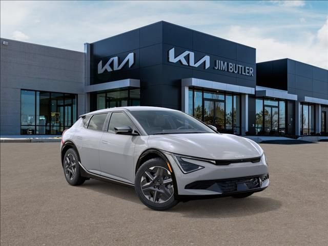 New 2026 Kia EV6 Light RWD image 8