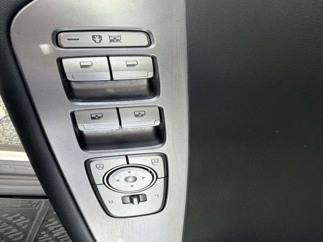 Used 2025 Hyundai Palisade SEL FWD image 8