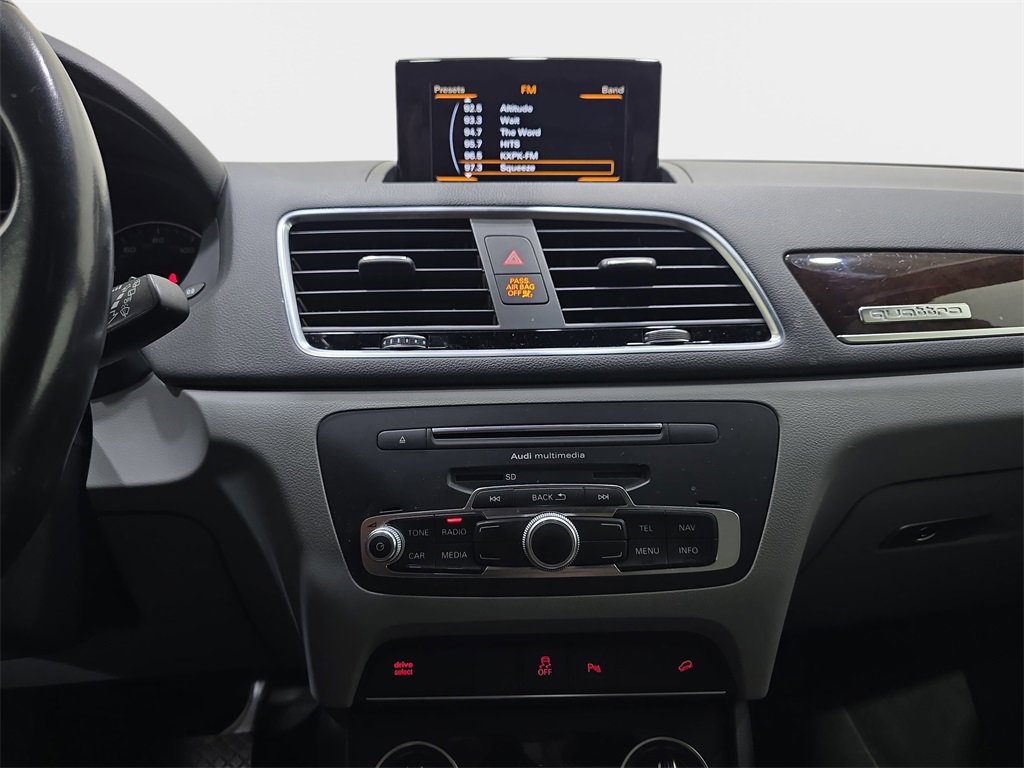 Used 2018 Audi Q3 2.0T Premium Plus w/ Premium Plus Package image 21