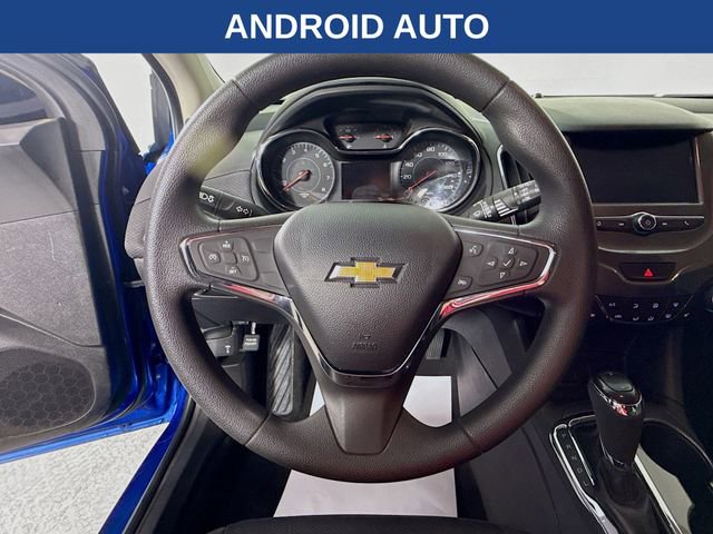 Used 2018 Chevrolet Cruze LT w/ Convenience Package FWD image 13